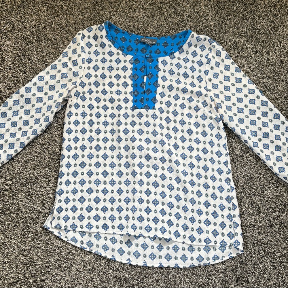 Market & Spruce Kids Geometric Blue and White Blouse